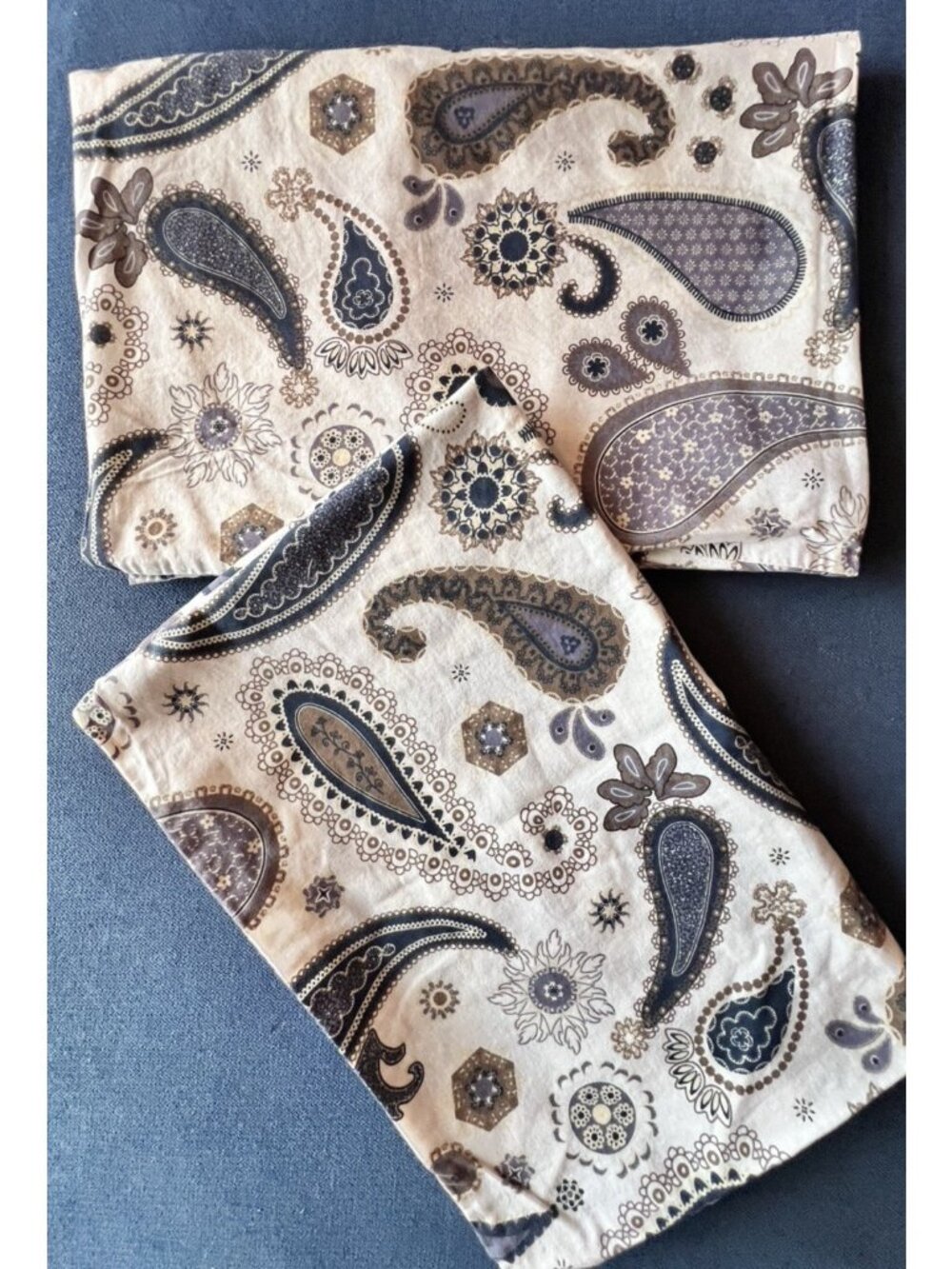 Pair IKEA SOTBLOMSTER Pillowcases BLUE TAN BROWN PAISLEY MEDALLION 100% Cotton
